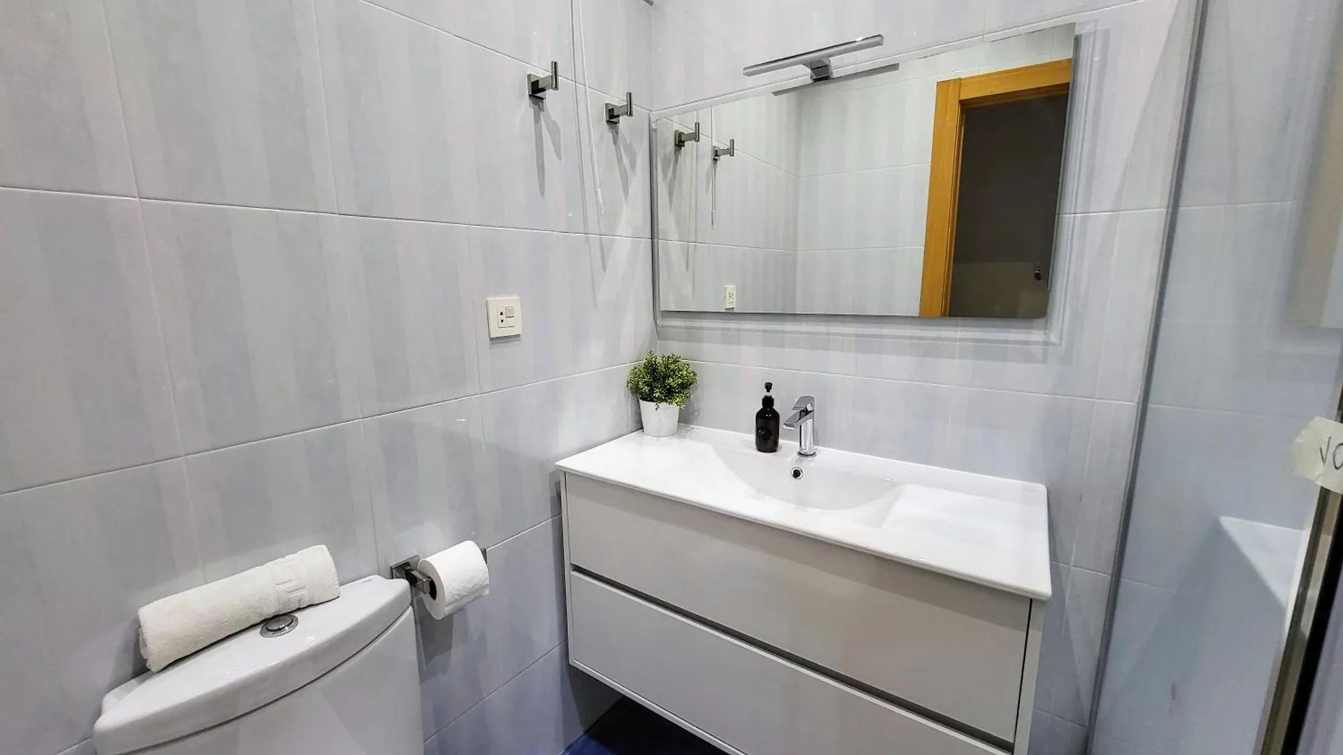 San Mames Apartment - Free Parking Bilbao